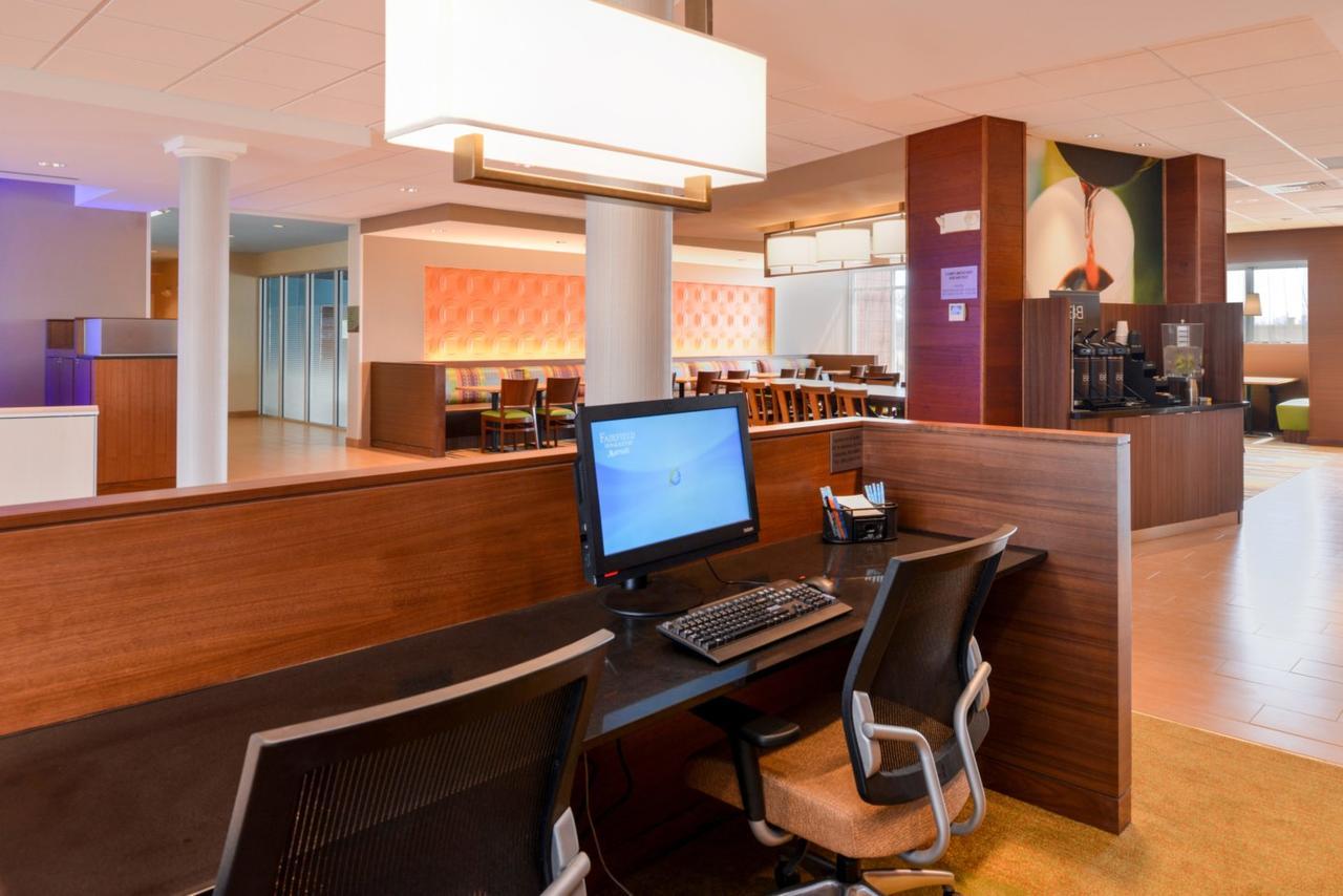 Fairfield & Hotel